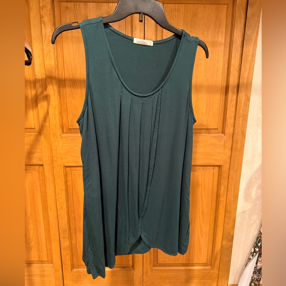 Maternity Scoop Neck Tank Top - deep green